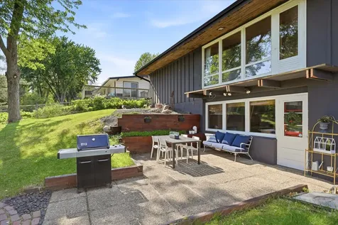 8015 Wynnwood Road Golden Valley MN 55427