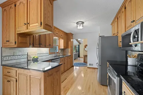 15700 5th Avenue N Plymouth MN 55447