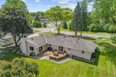 15700 5th Avenue N Plymouth MN 55447