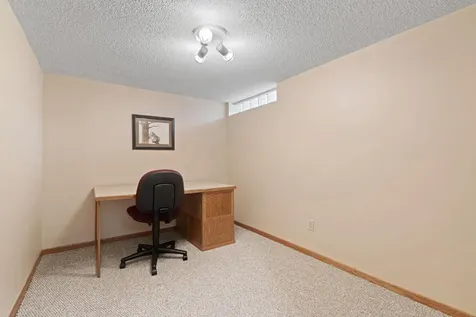 15700 5th Avenue N Plymouth MN 55447