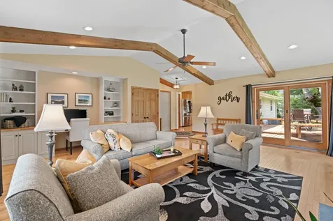 15700 5th Avenue N Plymouth MN 55447