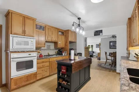 605 8th Avenue NE Valley City ND 58072