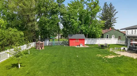 605 8th Avenue NE Valley City ND 58072