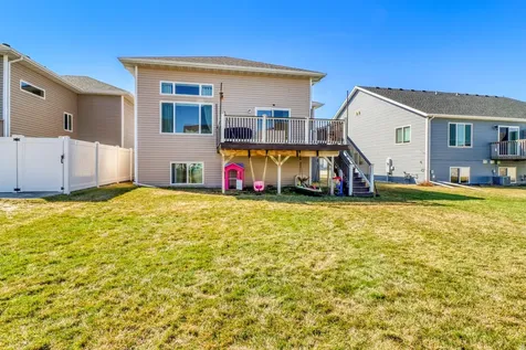 6267 59th Avenue S Fargo ND 58104
