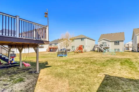 6267 59th Avenue S Fargo ND 58104
