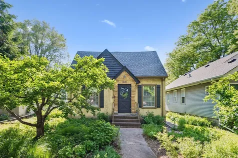 3353 Russell Avenue N Minneapolis MN 55412