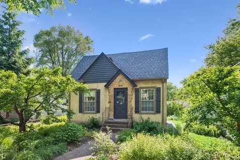 3353 Russell Avenue N Minneapolis MN 55412