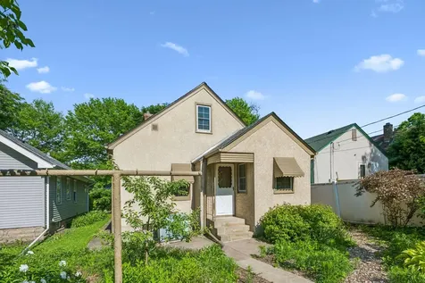 3353 Russell Avenue N Minneapolis MN 55412