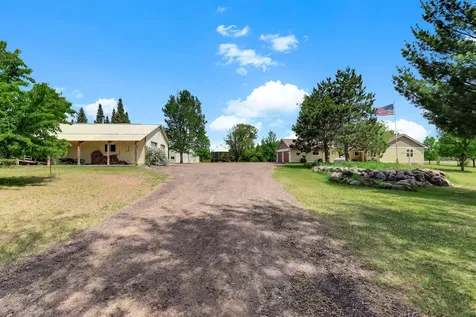 9805 430th Street Harris MN 55032