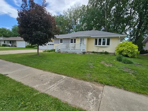1106 6th Avenue SW Pipestone MN 56164
