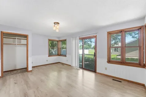 1413 12th Street SE Willmar MN 56201