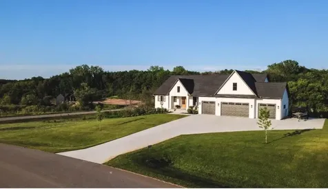 9763 Frontier Lane Lakeville MN 55044