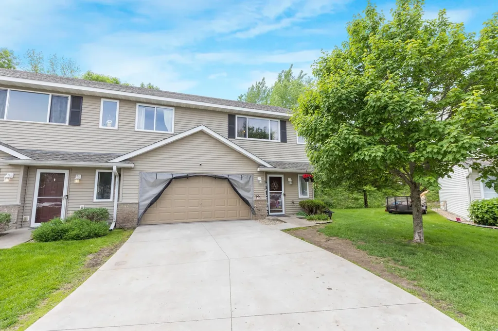 6916 91st Street NE Monticello MN 55362