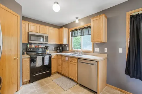 6916 91st Street NE Monticello MN 55362