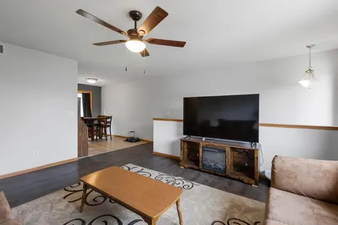 6916 91st Street NE Monticello MN 55362