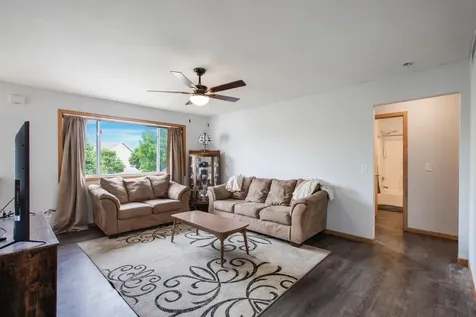 6916 91st Street NE Monticello MN 55362