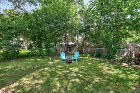 5517 James Avenue N Brooklyn Center MN 55430