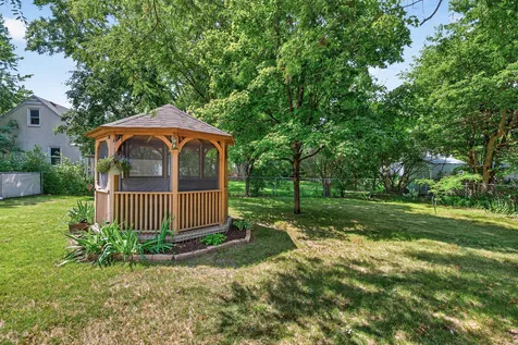 5517 James Avenue N Brooklyn Center MN 55430