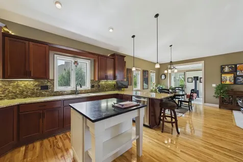 1545 Century Knoll Lane NE Rochester MN 55906