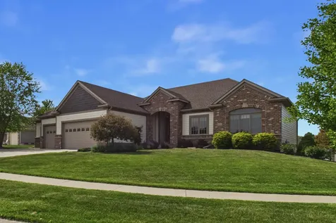 1545 Century Knoll Lane NE Rochester MN 55906