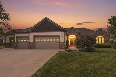1545 Century Knoll Lane NE Rochester MN 55906