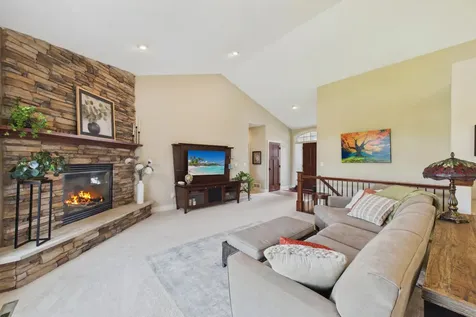 1545 Century Knoll Lane NE Rochester MN 55906