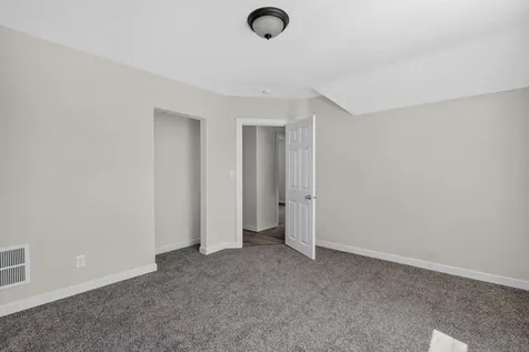 771 Aurora Avenue Saint Paul MN 55104