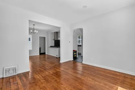 771 Aurora Avenue Saint Paul MN 55104