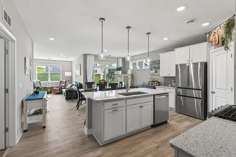 18374 Hamby Way Lakeville MN 55044