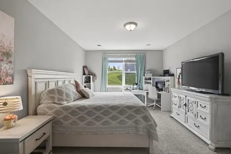 18374 Hamby Way Lakeville MN 55044