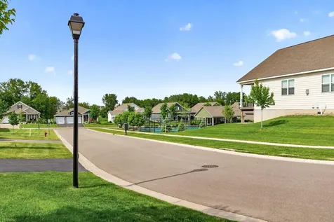 18374 Hamby Way Lakeville MN 55044