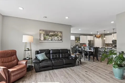 18374 Hamby Way Lakeville MN 55044