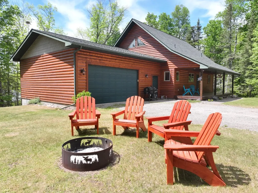 4395 Mckeown Point Trail NW Hackensack MN 56452