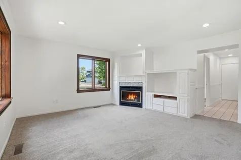 7273 Stagecoach Trail Lino Lakes MN 55014