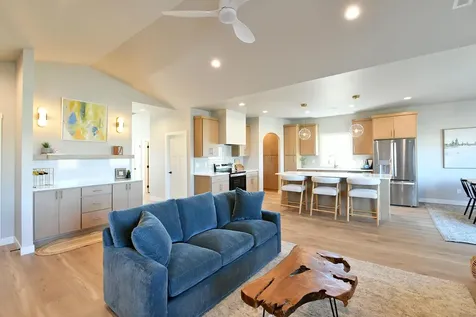 6393 68th Street S Horace ND 58047