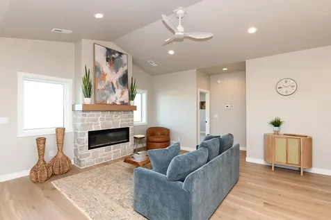 6393 68th Street S Horace ND 58047
