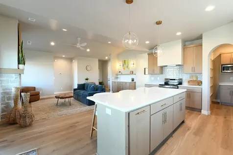 6393 68th Street S Horace ND 58047