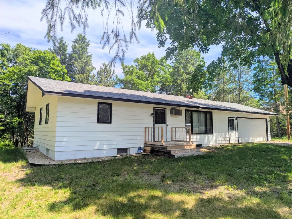 14410 261st Avenue NW Zimmerman MN 55398