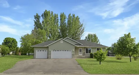 655 6th Street NW Richmond MN 56368