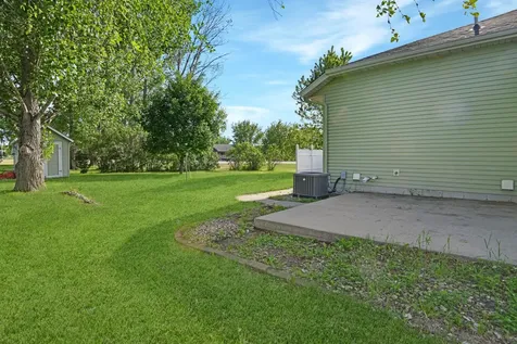 655 6th Street NW Richmond MN 56368