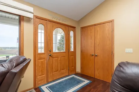 7195 County Road 10 E Chaska MN 55318