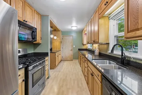 3613 Robin Lane Hopkins MN 55305