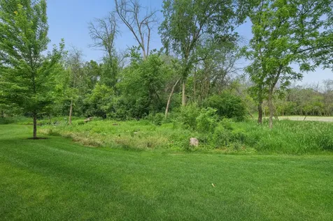 5900 Ayrshire Lane Shorewood MN 55331