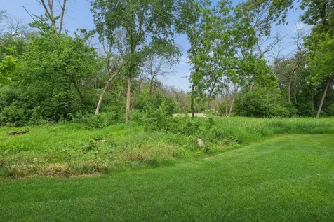 5900 Ayrshire Lane Shorewood MN 55331