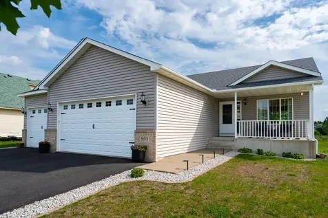 685 Juliet Avenue Clearwater MN 55320