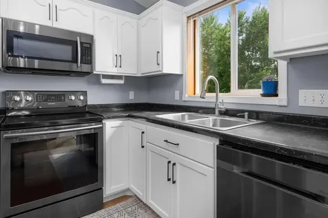 685 Juliet Avenue Clearwater MN 55320
