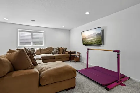 833 Albert Drive W West Fargo ND 58078