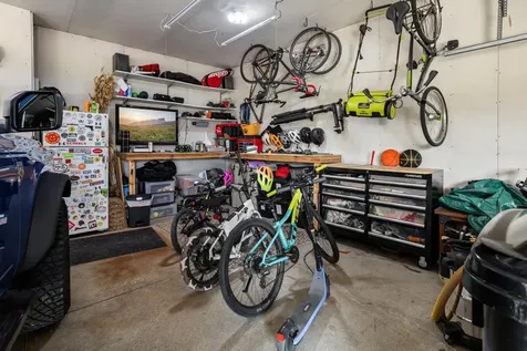 833 Albert Drive W West Fargo ND 58078
