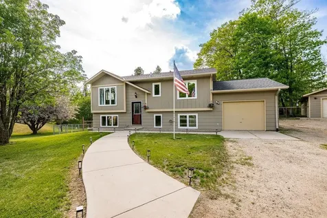 18227 Us Highway 169 Grand Rapids MN 55744
