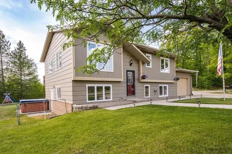 18227 Us Highway 169 Grand Rapids MN 55744